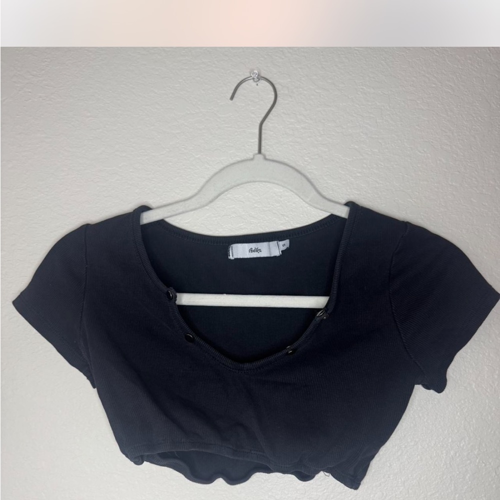 Adika Black Cropped Top